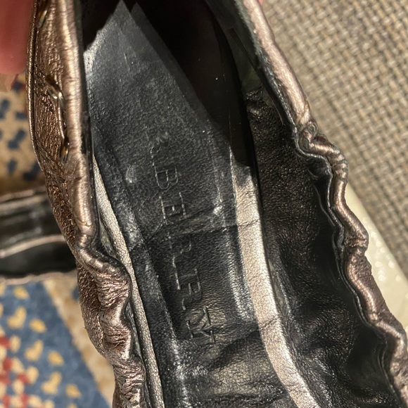 BURBERRY Nova Check LeatherTravel/Ballet Flats🔥Metallic Bronze🔥EUC 38🇺🇸8/8.5 - Picture 5 of 12